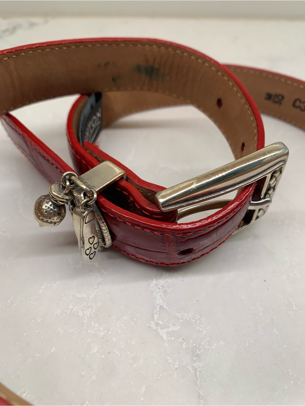 Brighton Red Croc-Embossed Leather Belt Golf with Silver Charm Size M 30” - Picture 4 of 9